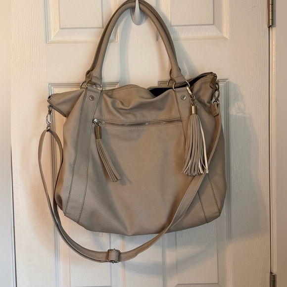 Steve Madden large crossbody tote - Picture 2 of 5